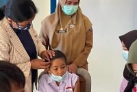 Anak SD di Kabupaten Mamasa sudah mulai menjalani vaksinasi Covid - 19.