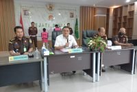 Kajati Sulbar, bersama Asisten Pidsus bersama Kasidik dan Kasipenkum, melakukan konferensi Pers soal kasus Replanting Pasangkayu. ( Foto. INDIGO99) 