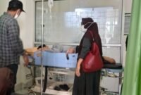 Korban kini menjalani perawatan di Rumah Sakit Umum Daerah (RSUD) Mamuju di ruang Unit Gawat Darurat (UGD).
